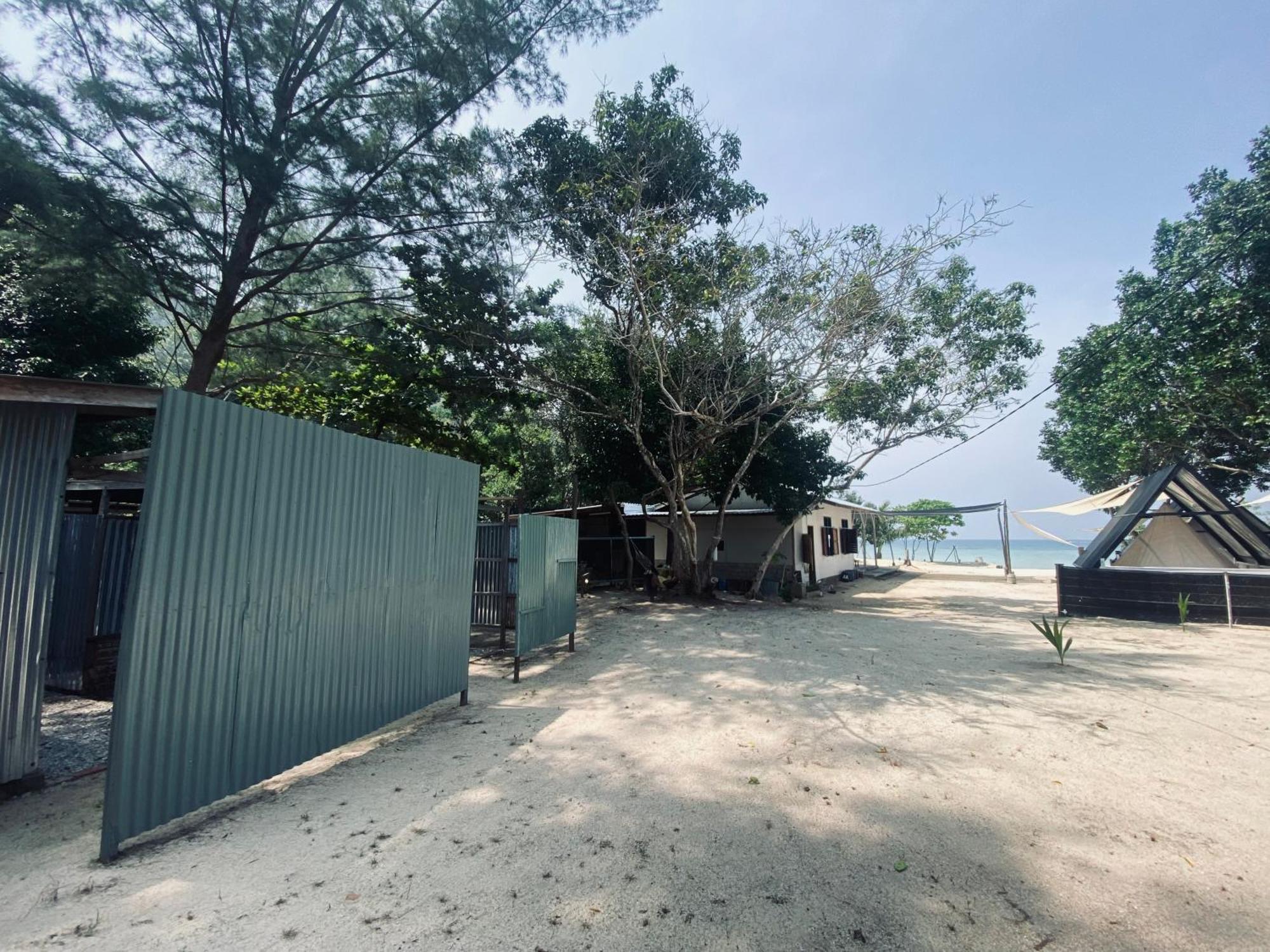 Juita Glamping Perhentian Island Hotell Kampung Kuala Besut Exteriör bild