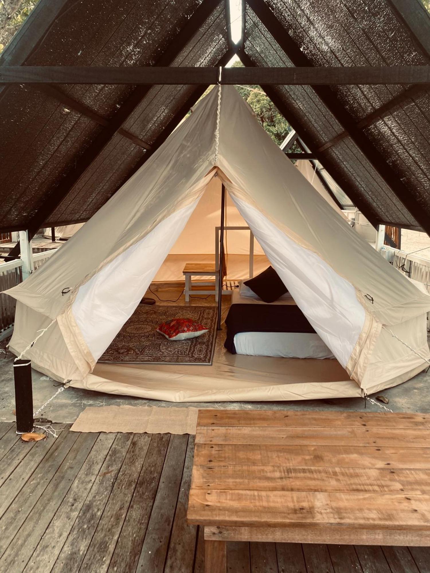 Juita Glamping Perhentian Island Hotell Kampung Kuala Besut Exteriör bild